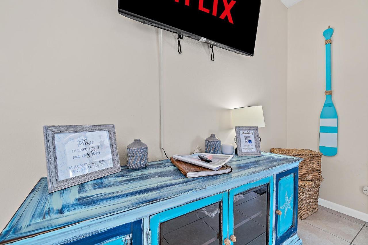 Serene Seaside Retreat - Dog Friendly - 2Br Townhouse With Shared Heated Pool Steps To Paradise Beach! Melbourne Kültér fotó