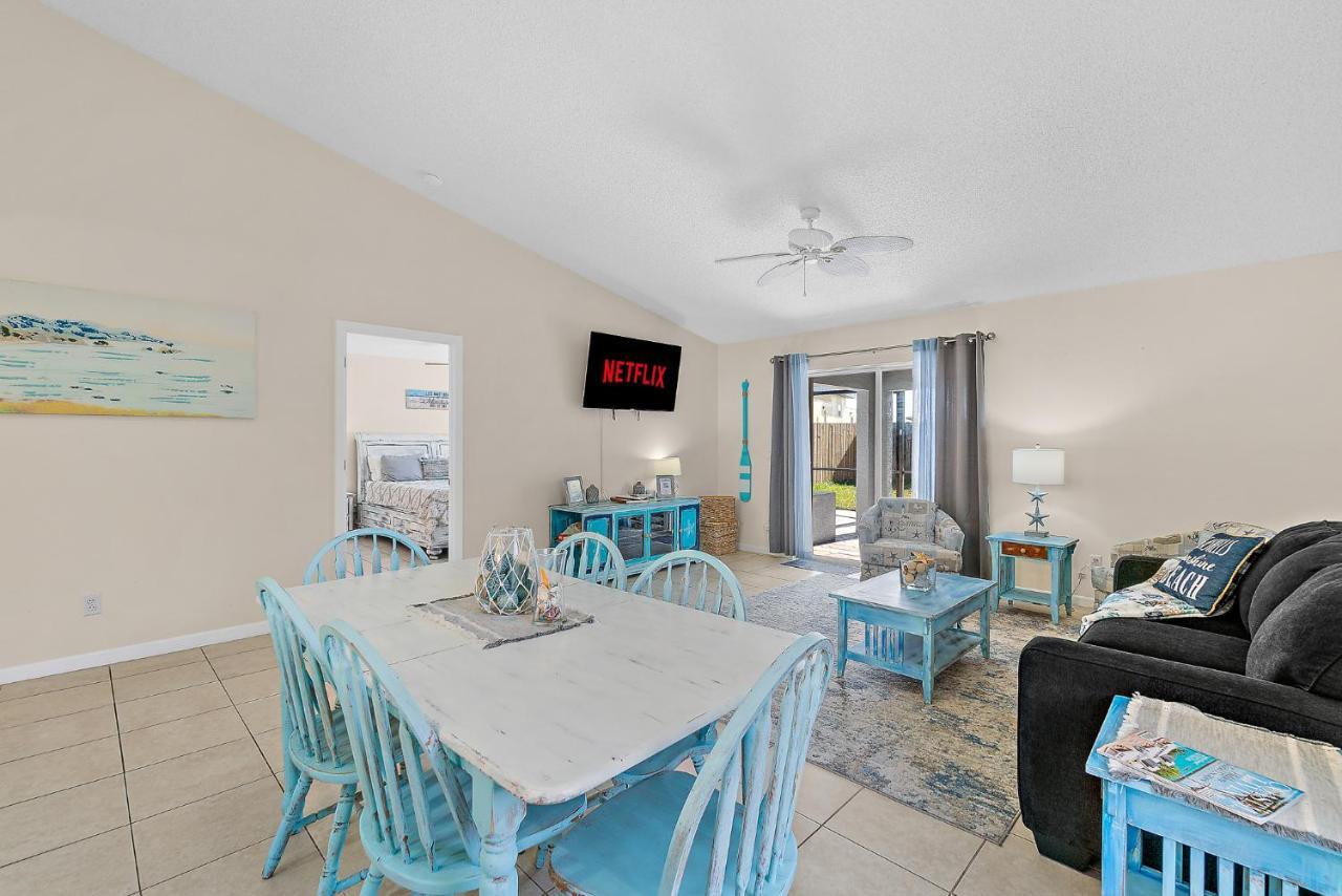 Serene Seaside Retreat - Dog Friendly - 2Br Townhouse With Shared Heated Pool Steps To Paradise Beach! Melbourne Kültér fotó